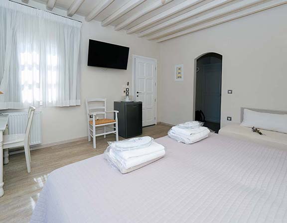 Chambre supérieure à l'hôtel Petali village