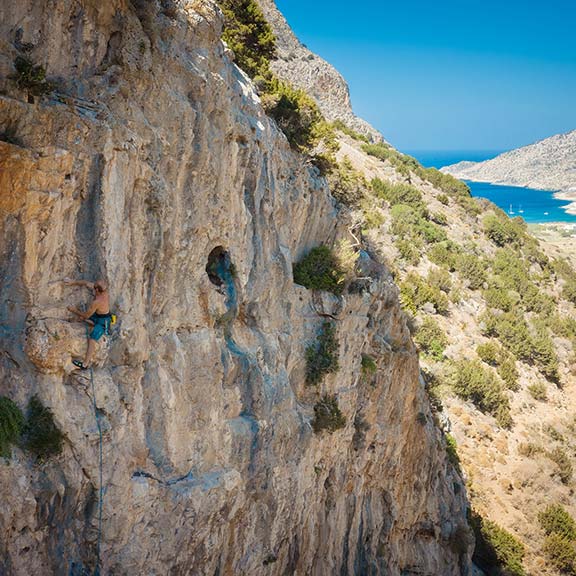 Αναρρίχηση στη Σίφνο, Πληροφορίες από το hotel Petali village